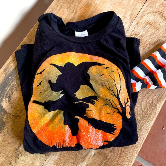 DISNEY HALLOWEEN MICKEY MOUSE Flying Witch Top S - Picture 2 of 11